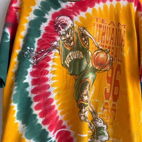Vintage 1996 Liquid Blue Grateful Dead Lithuania Basketball Tee - Picture 3 of 8